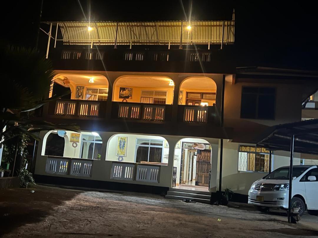 Shimbwe Meadows Guest House Moshi Exterior foto